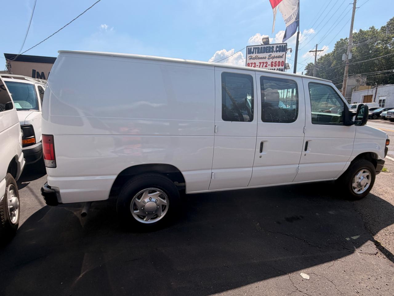 Ford Econoline E-150 2010
