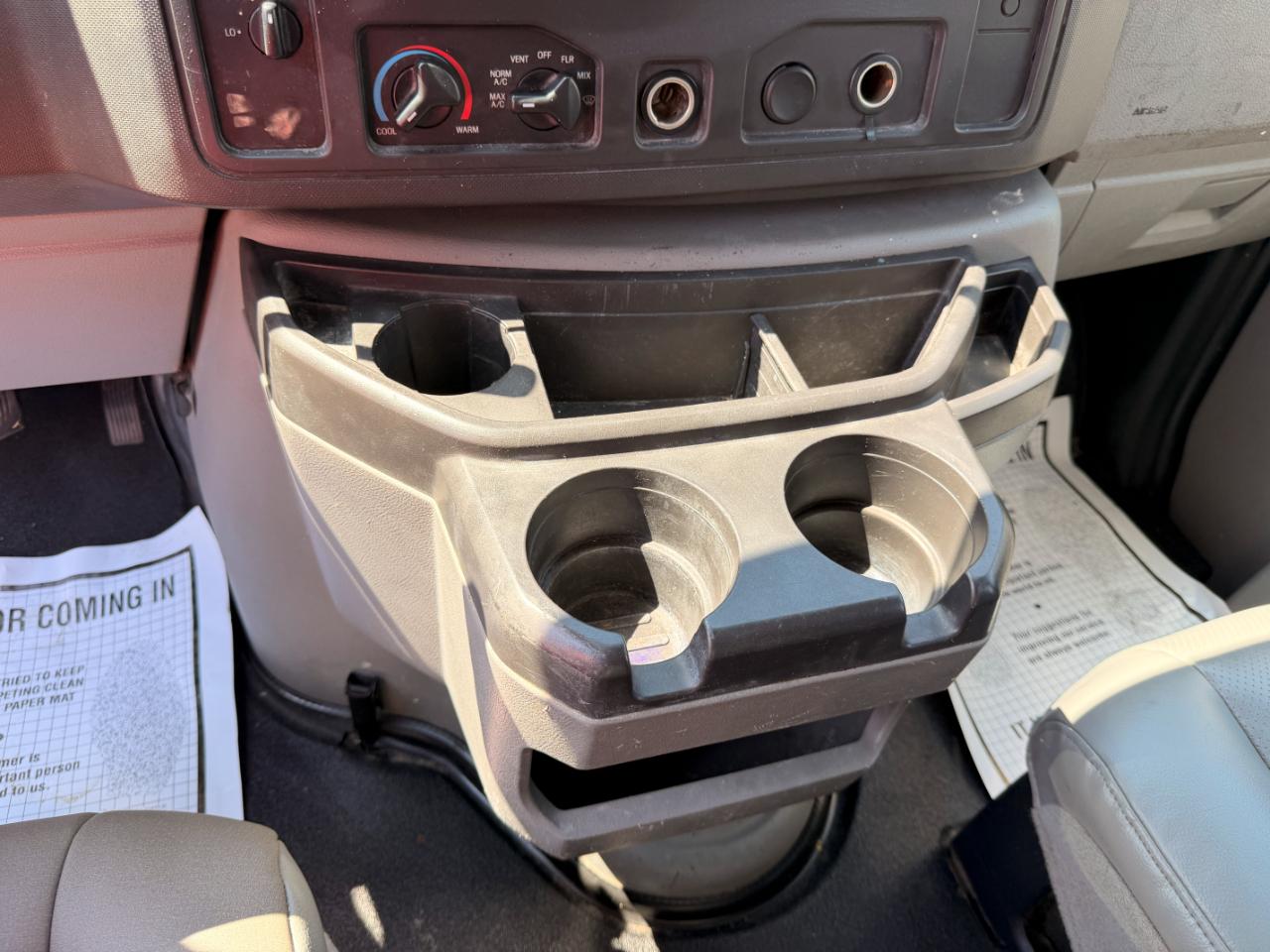 Ford Econoline E-150 2010