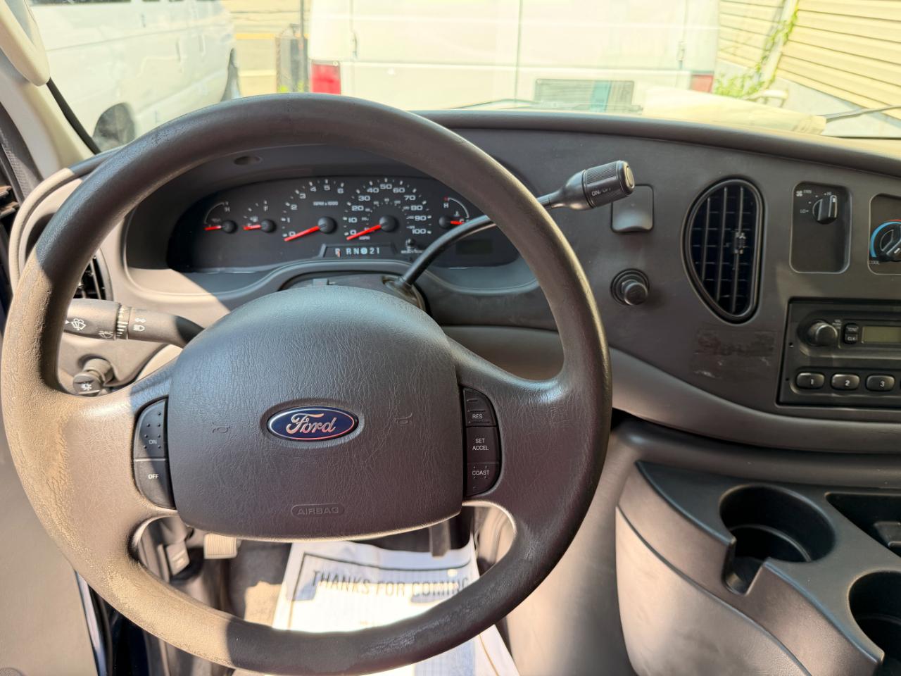 Ford Econoline E-250 2007