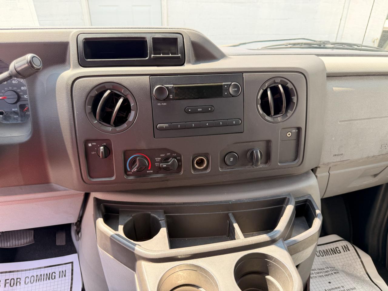 Ford Econoline E-250 2012