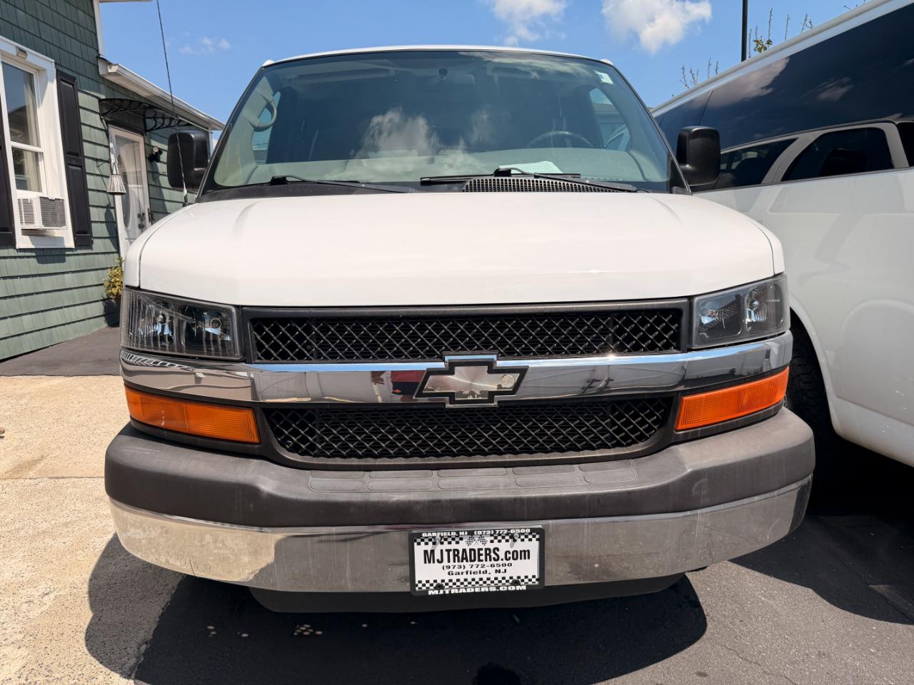 Chevrolet Express LS 3500 2009