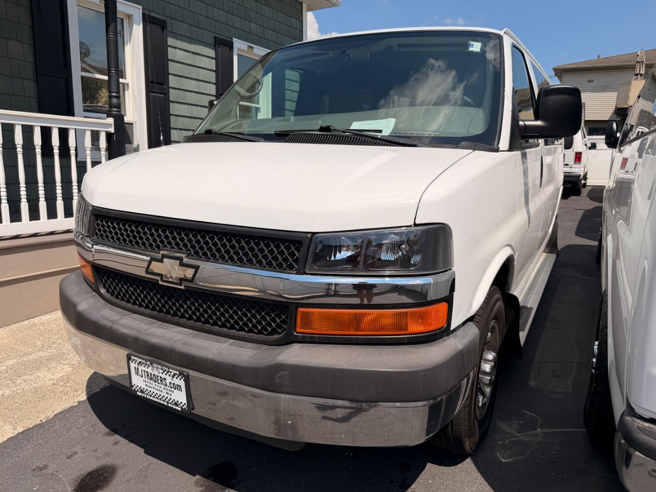 Chevrolet Express LS 3500 2009