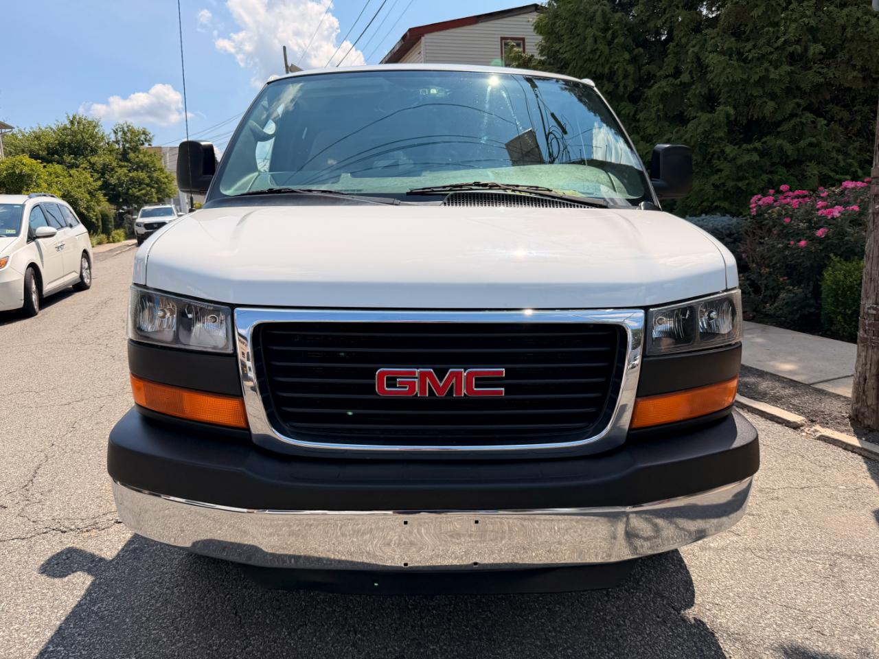 GMC Savana G3500 Extended 2005