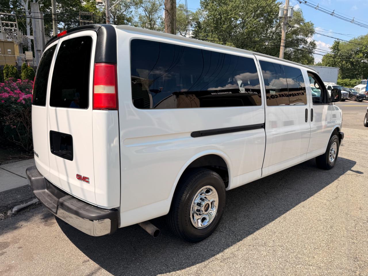 GMC Savana G3500 Extended 2005