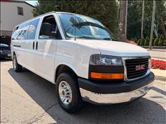 2005 GMC Savana 
