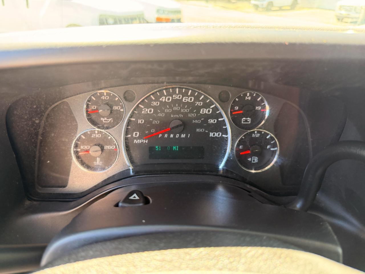 GMC Savana G3500 Cargo 2013