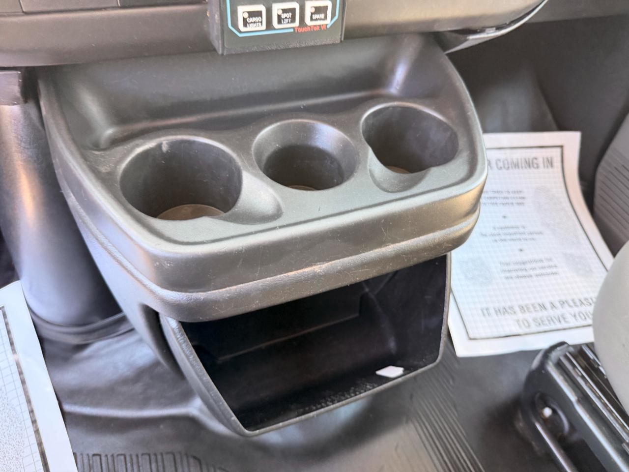 GMC Savana G3500 Cargo 2013
