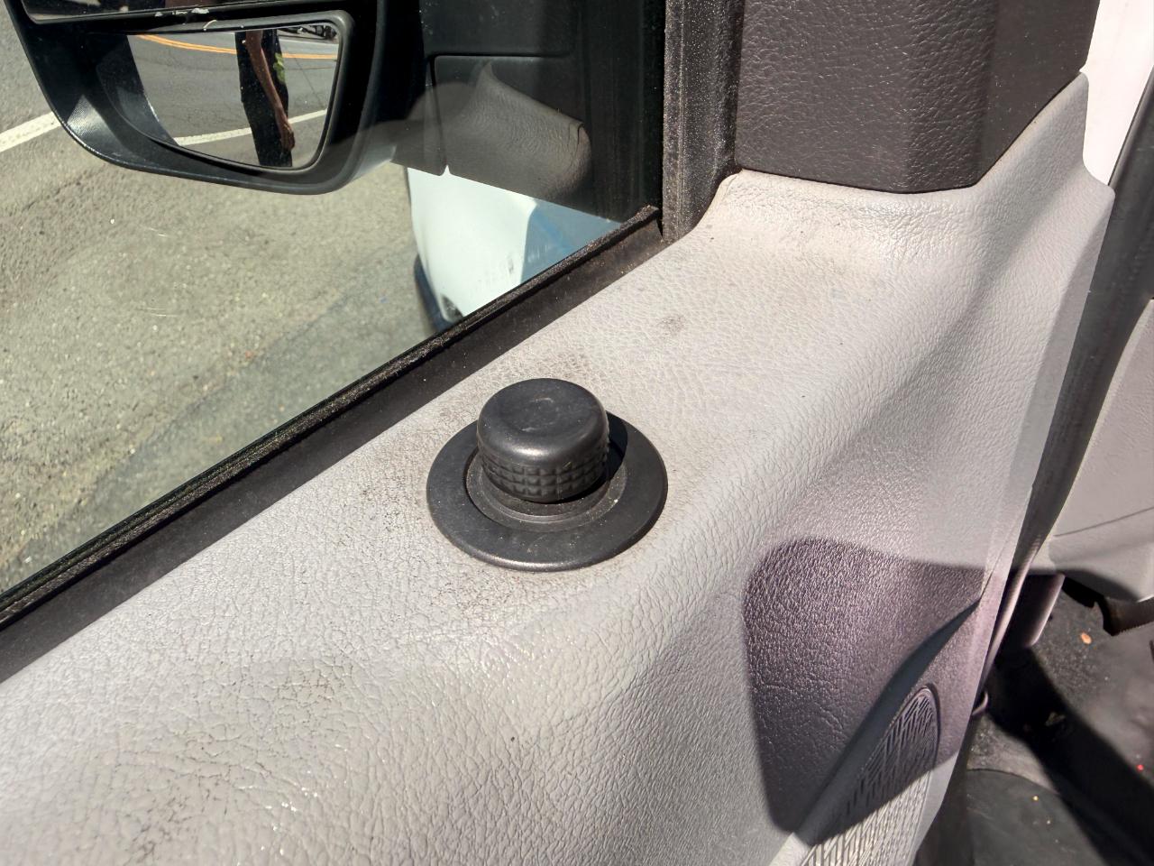 Ford Econoline E-250 2014