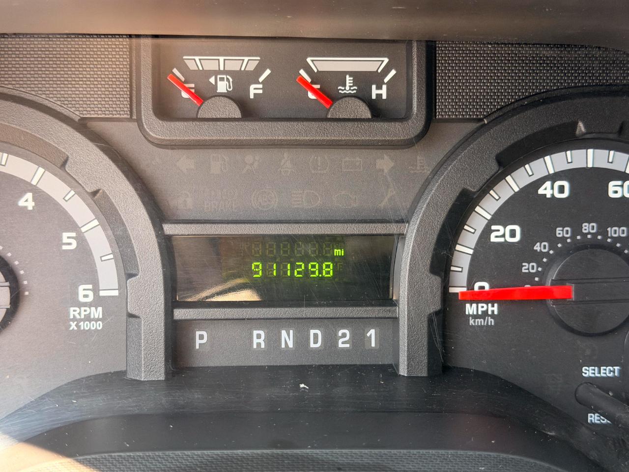 Ford Econoline E-250 2014