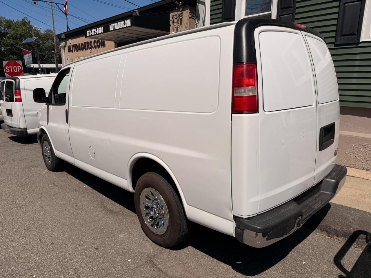 GMC Savana G1500 Cargo 2013