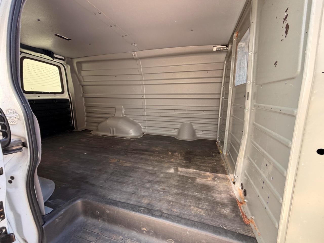 GMC Savana G1500 Cargo 2013