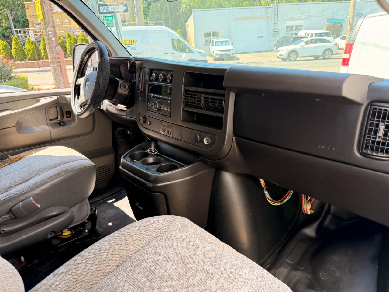 GMC Savana G1500 Cargo 2013