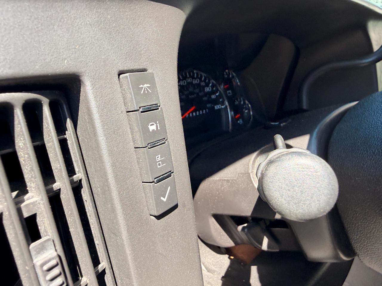 GMC Savana G1500 Cargo 2013