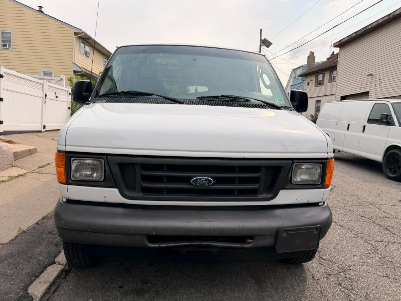 Ford Econoline E-150 2007