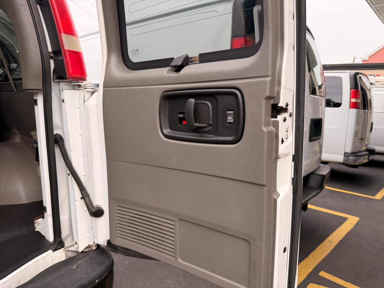 Chevrolet Express LS 3500 Extended 2007