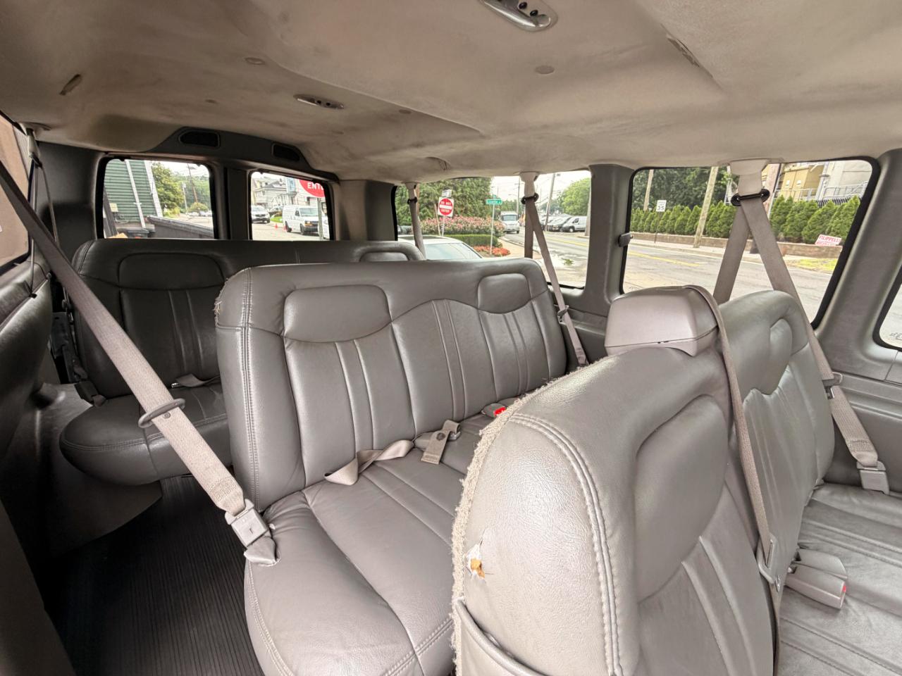Chevrolet Express LS 3500 Extended 2007