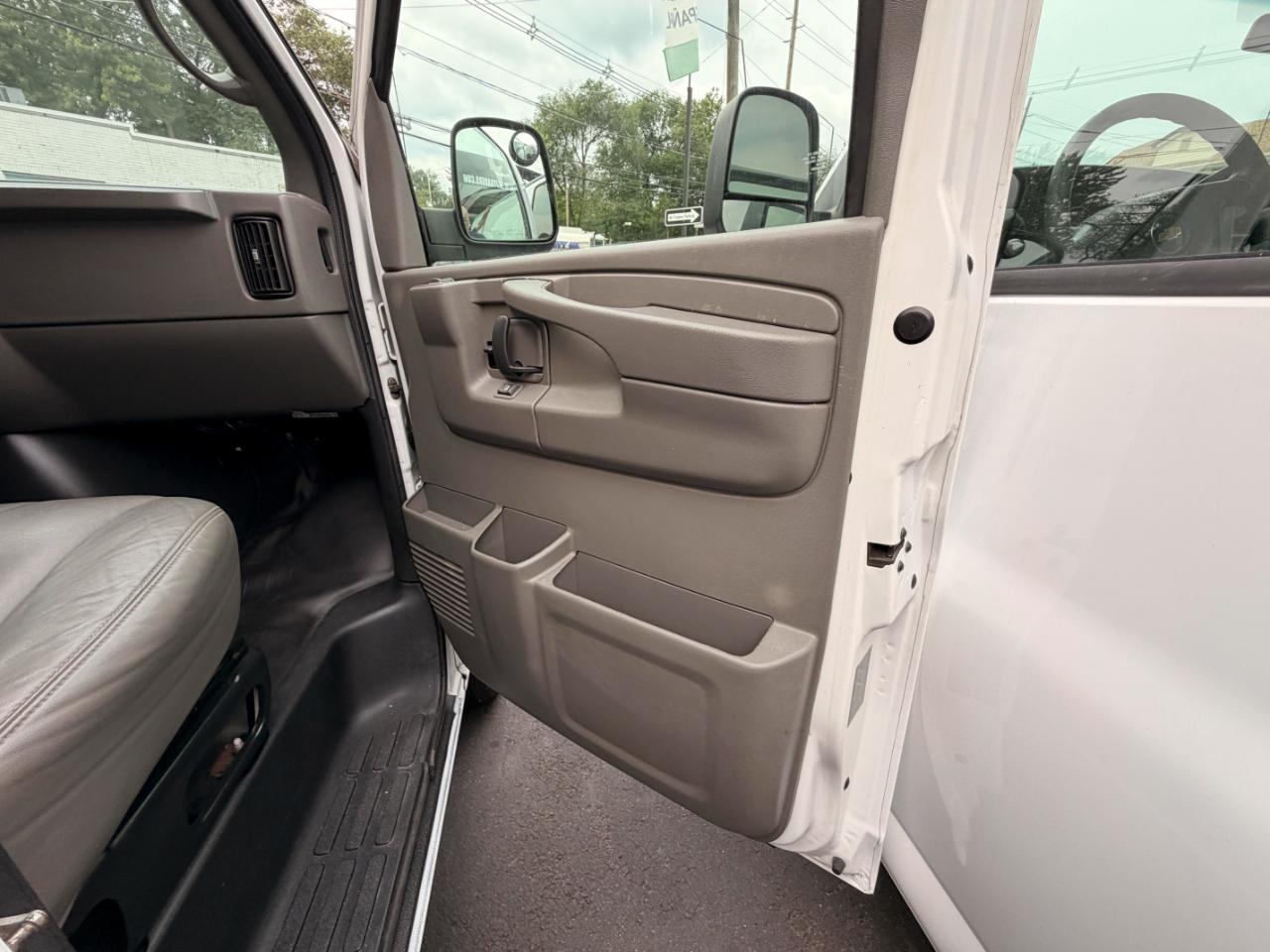 Chevrolet Express LS 3500 Extended 2007