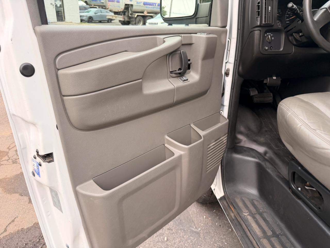 Chevrolet Express LS 3500 Extended 2007