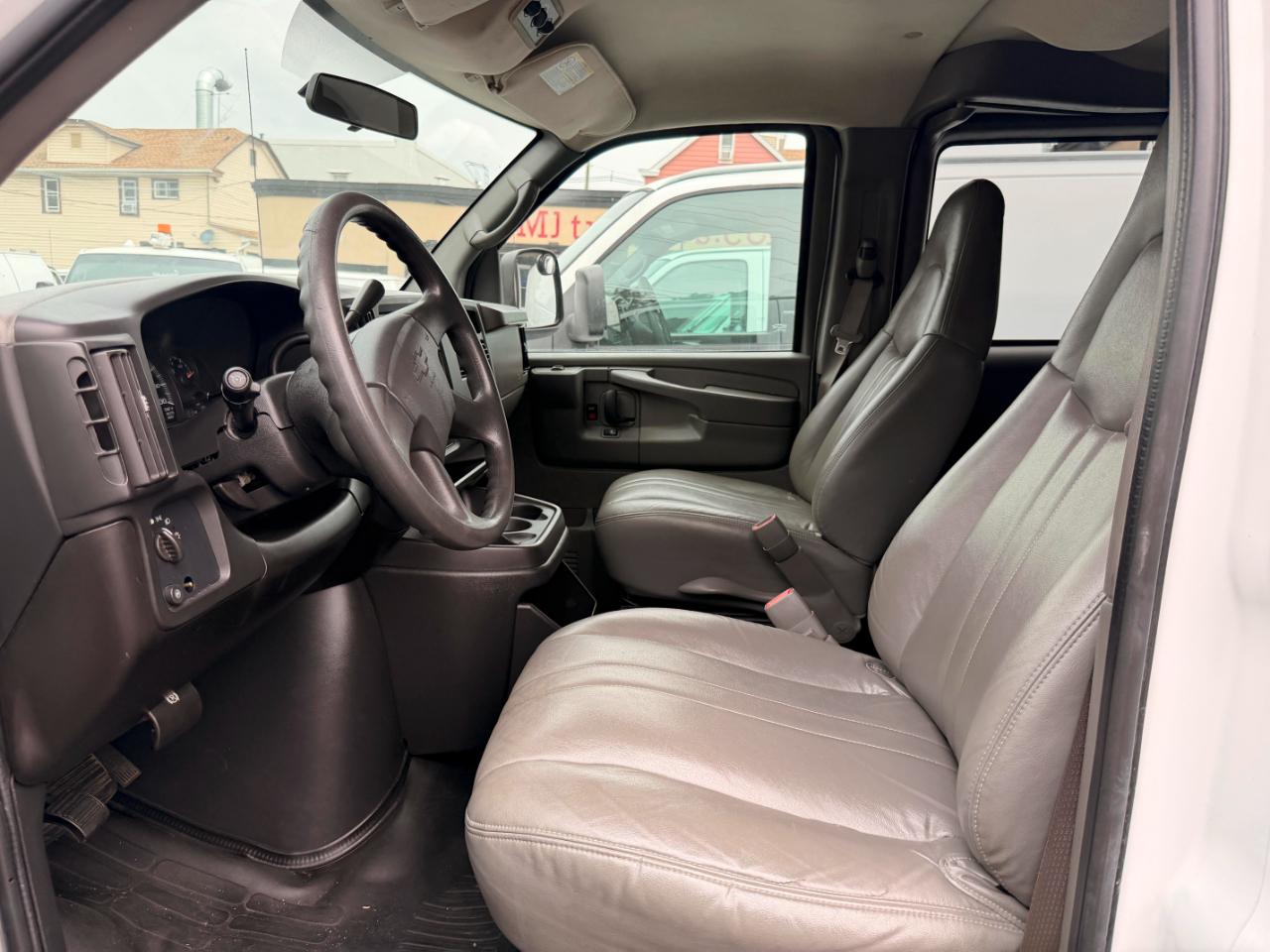 Chevrolet Express LS 3500 Extended 2007