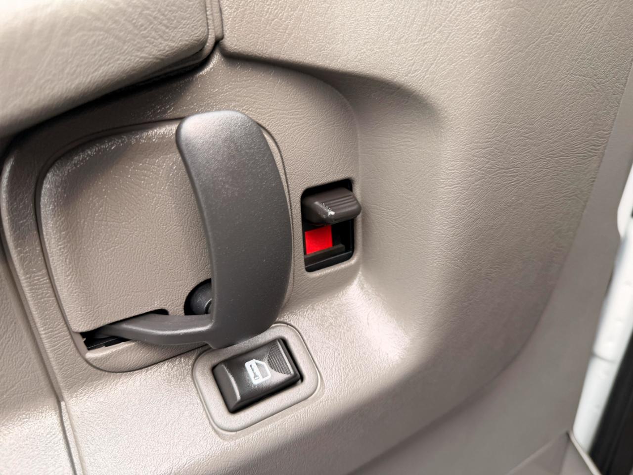 Chevrolet Express LS 2500 2015