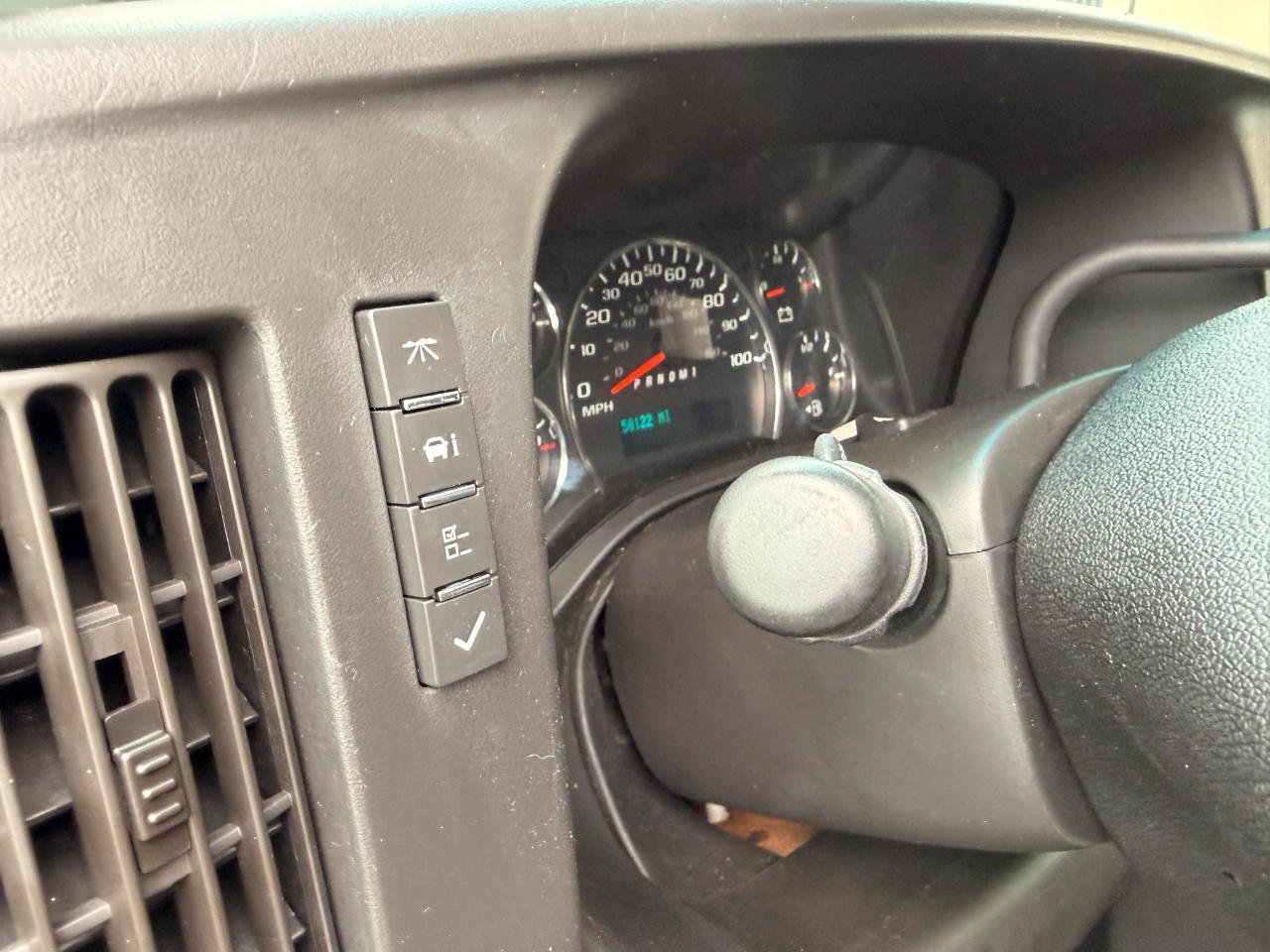 Chevrolet Express LS 2500 2015