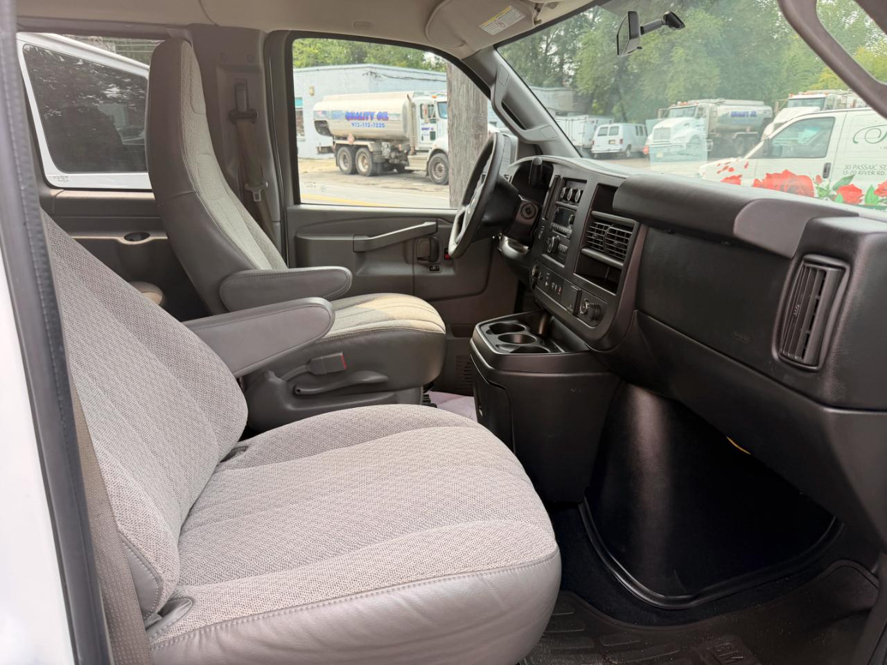 Chevrolet Express LT 3500 Extended 2016