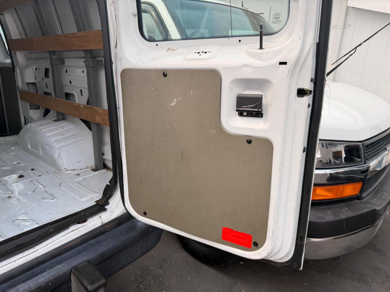 Ford Econoline E-250 2012