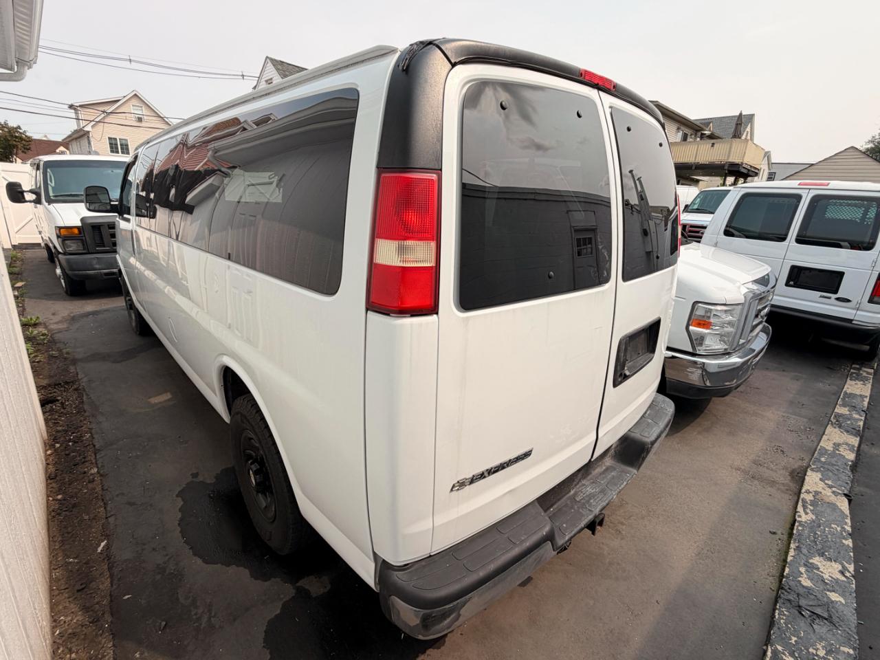 Chevrolet Express LT 3500 Extended 2014