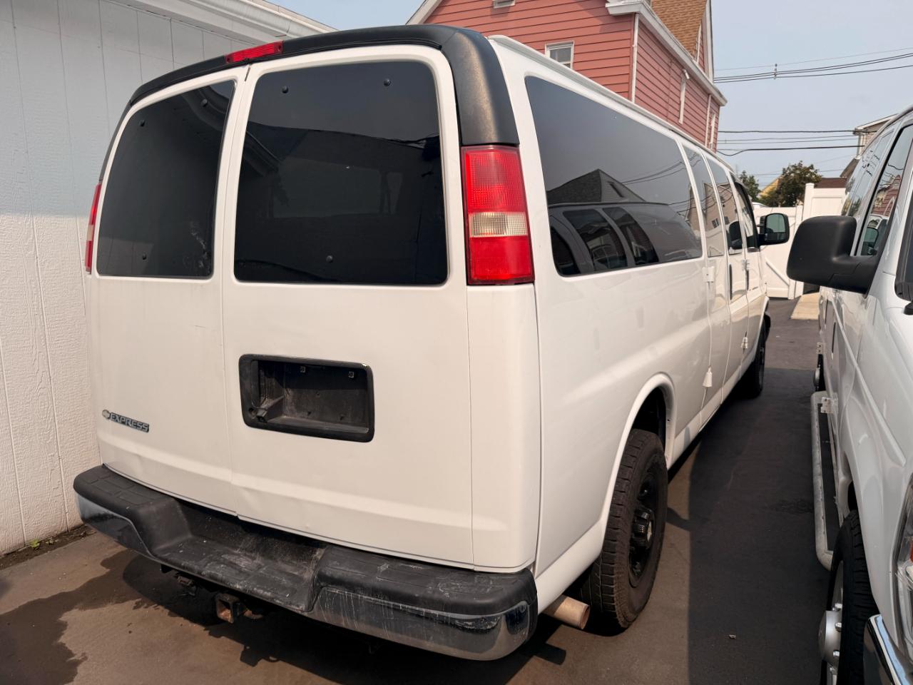 Chevrolet Express LT 3500 Extended 2014
