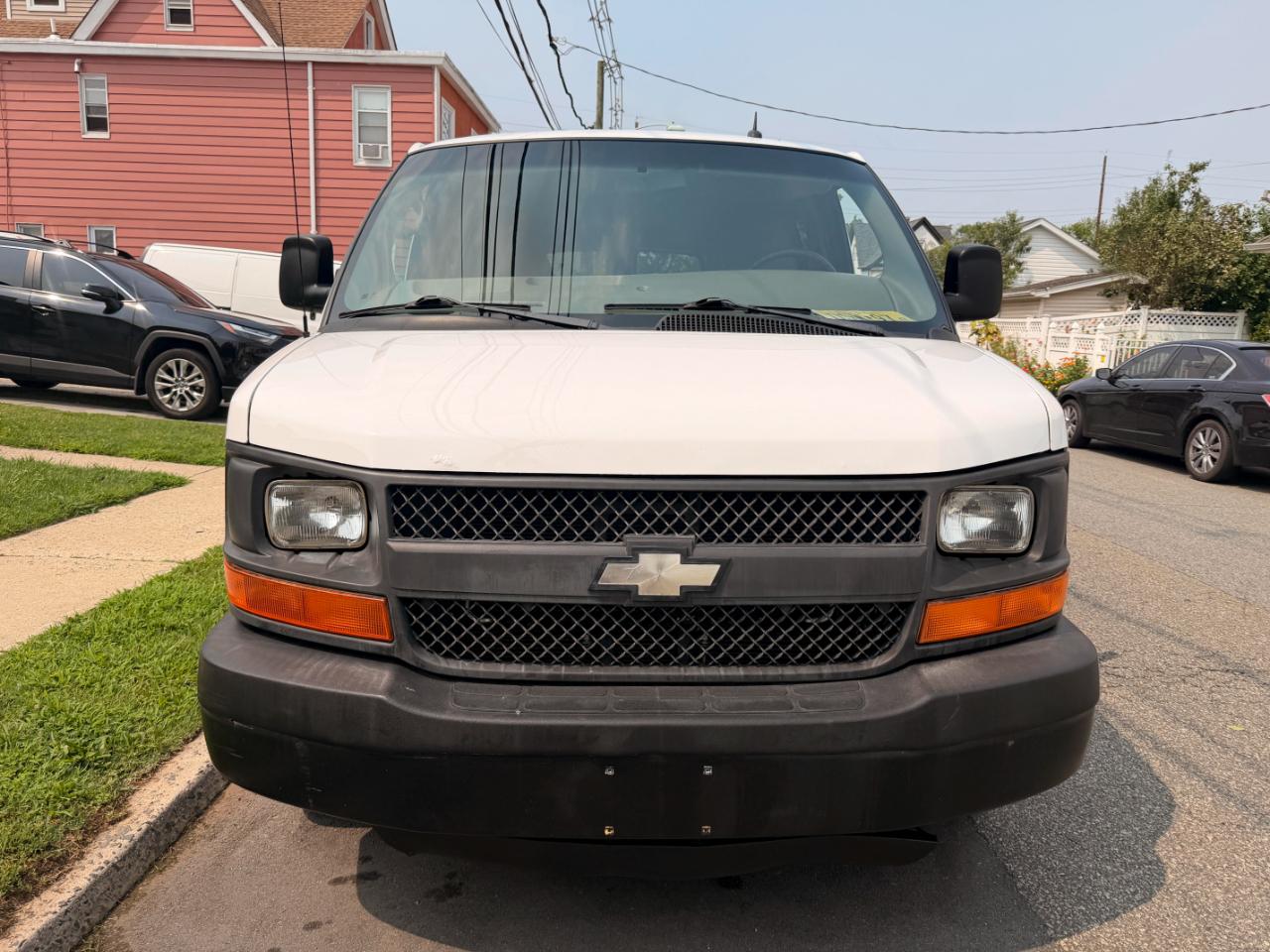 Chevrolet Express LS 2500 2012