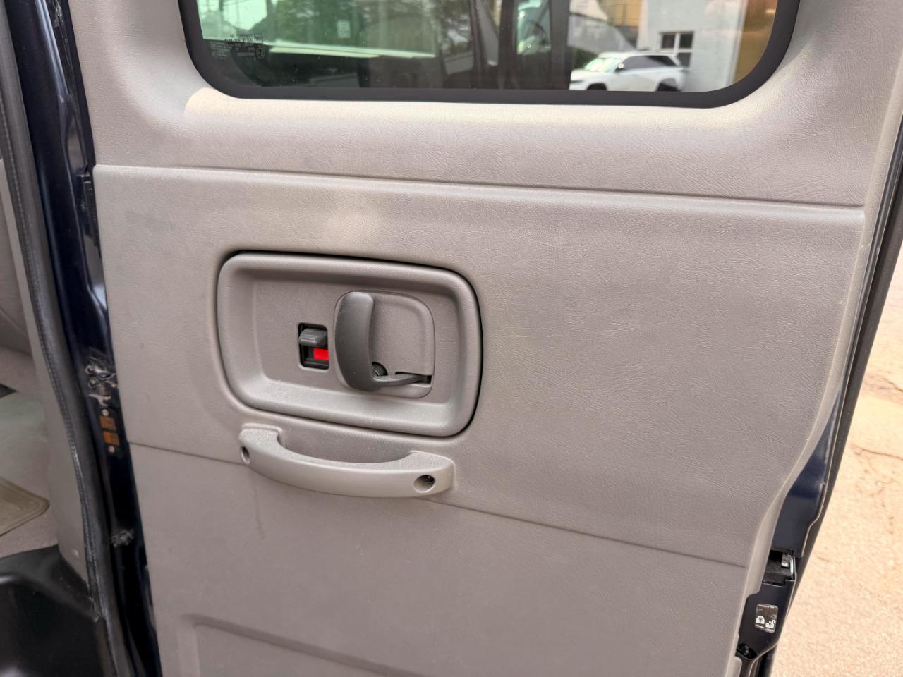 Chevrolet Express LS 1500 AWD 2007