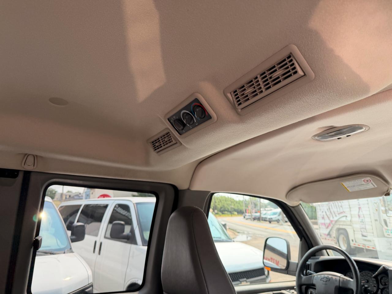 Chevrolet Express LS 1500 AWD 2007