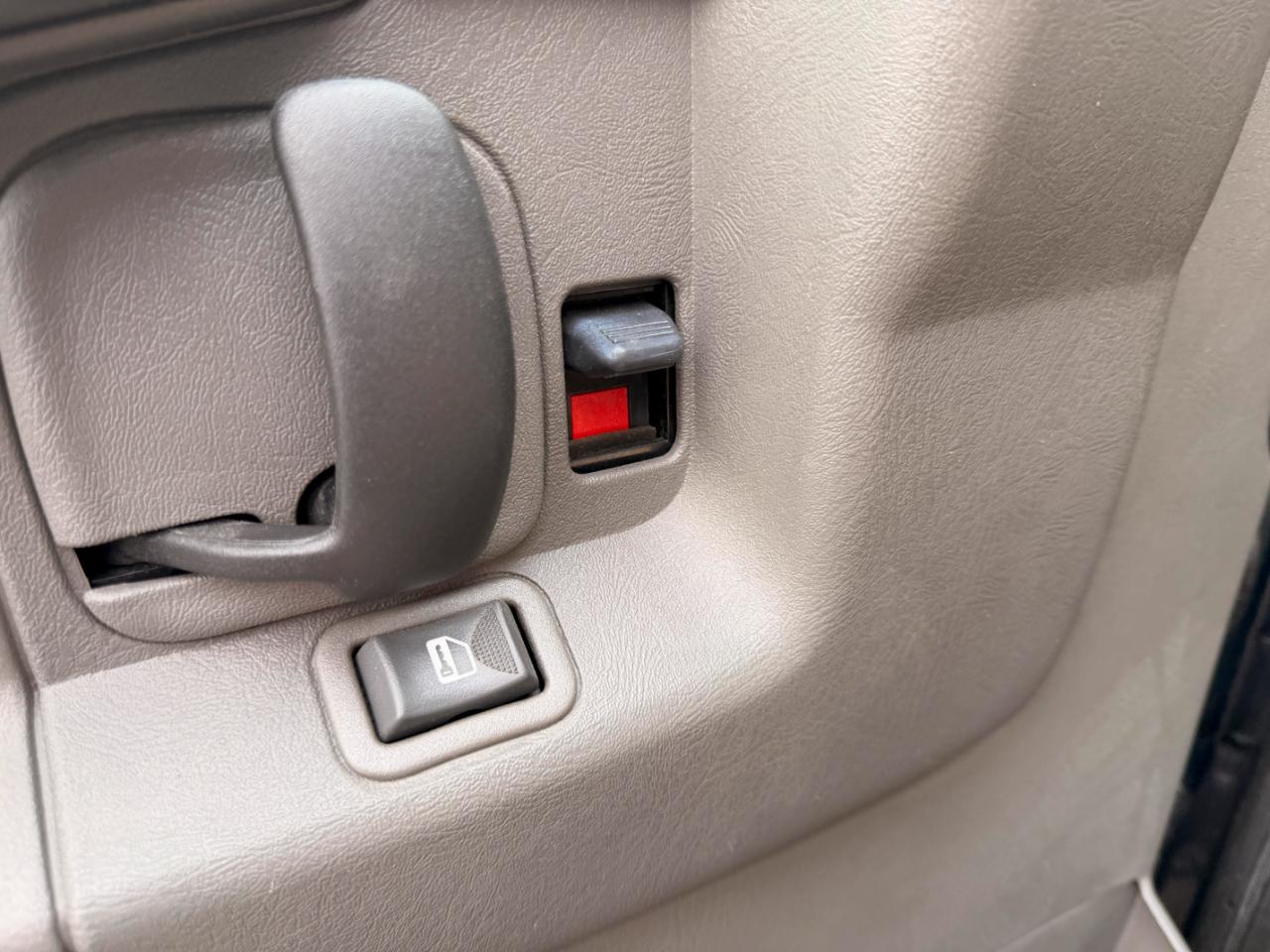 Chevrolet Express LS 1500 AWD 2007
