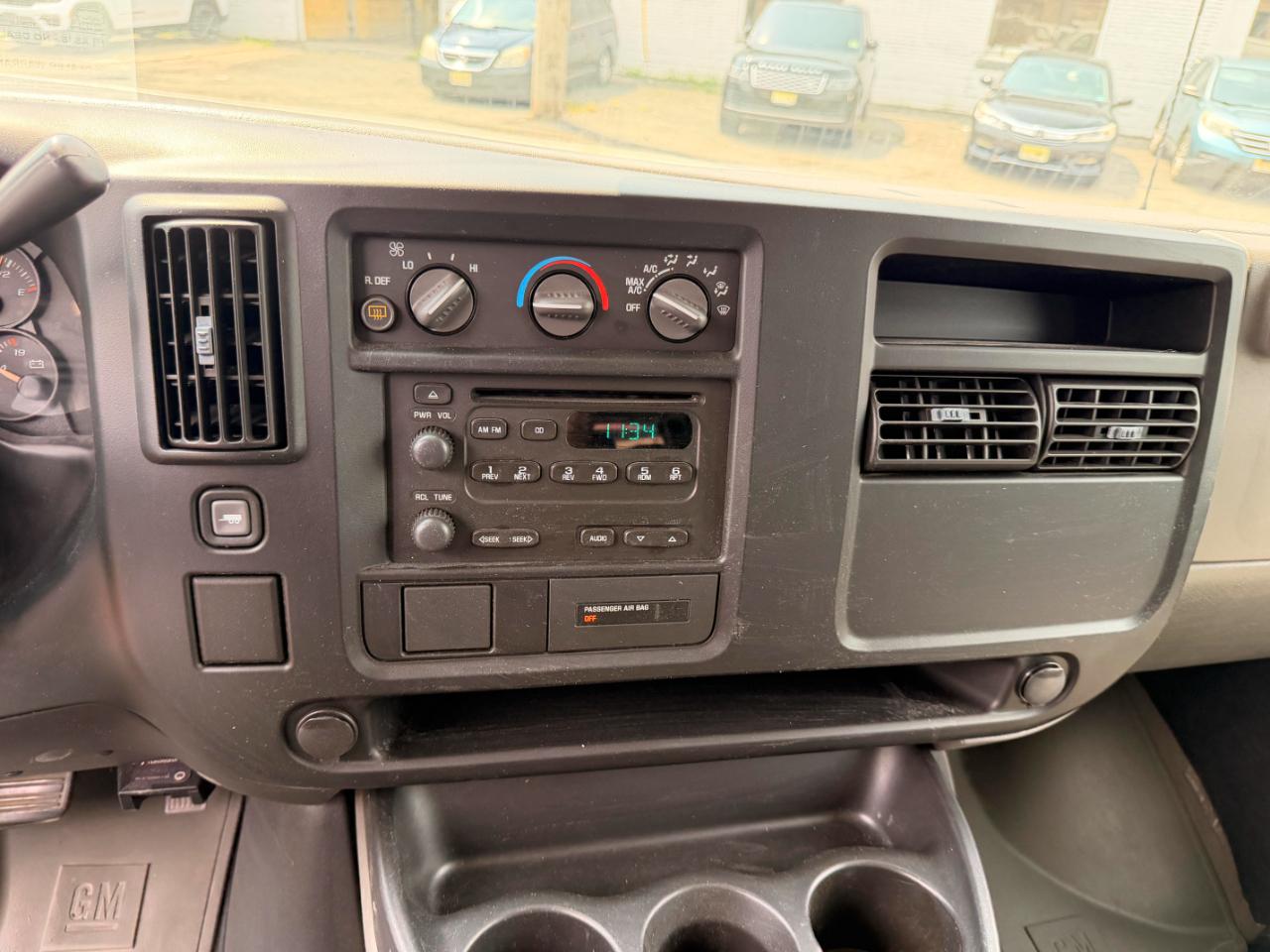 Chevrolet Express LS 1500 AWD 2007