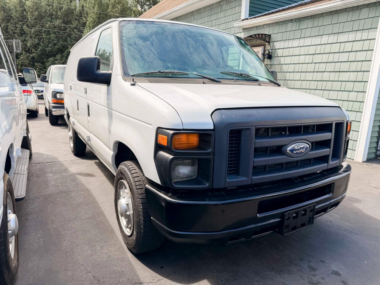 Ford Econoline E-150 2014