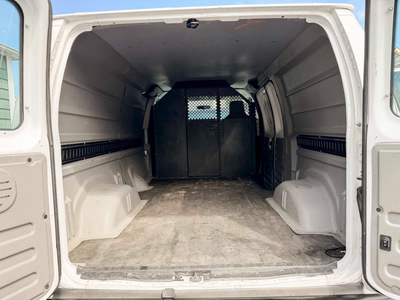 Ford Econoline E-150 2014