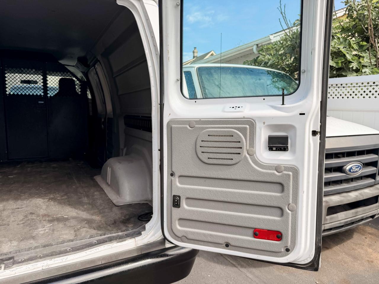 Ford Econoline E-150 2014