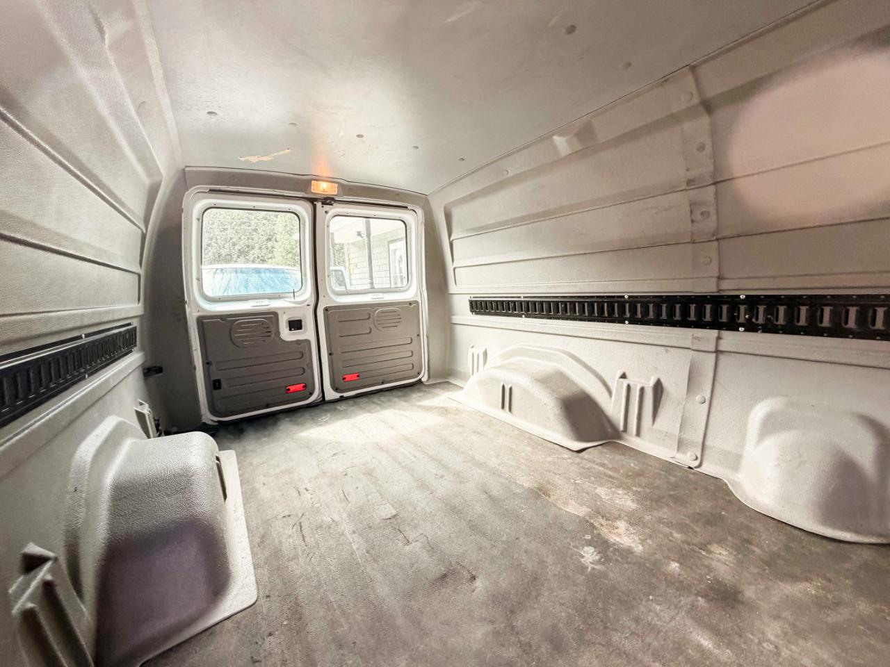 Ford Econoline E-150 2014