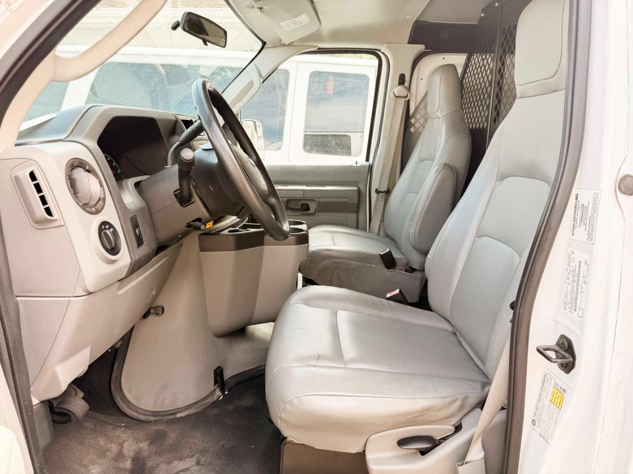 Ford Econoline E-150 2014