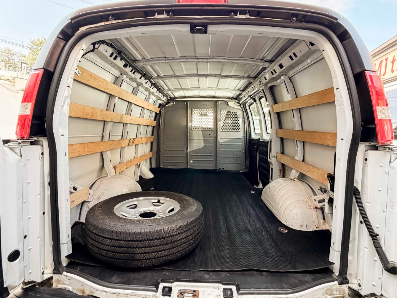 Chevrolet Express 2500 Cargo 2018