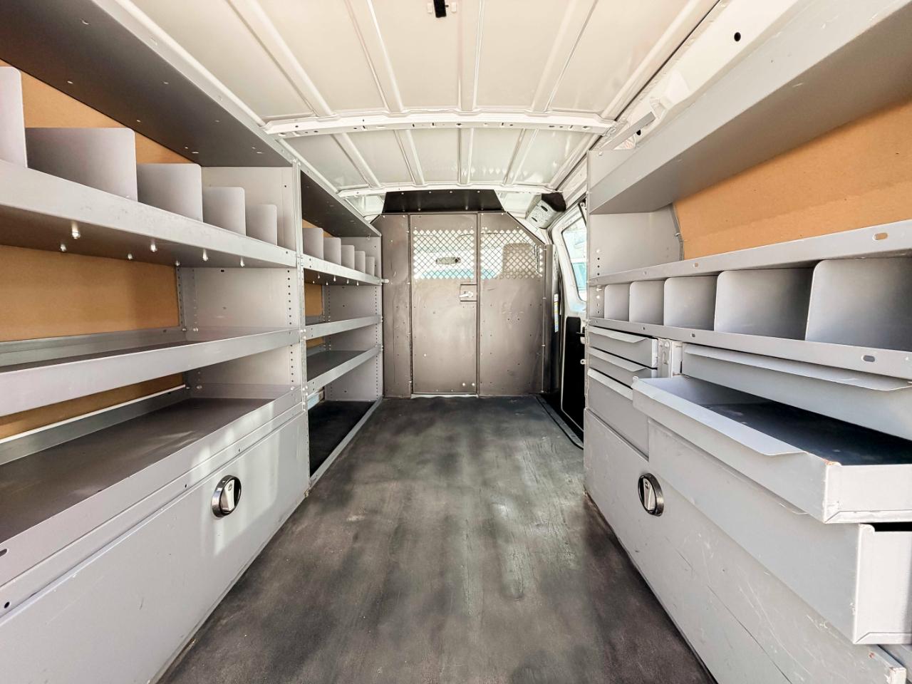 Ford Econoline E-150 2012
