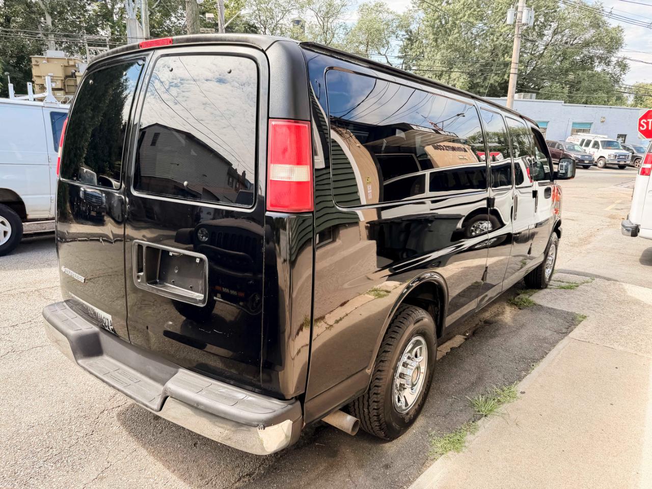 Chevrolet Express LS 3500 Extended 2007