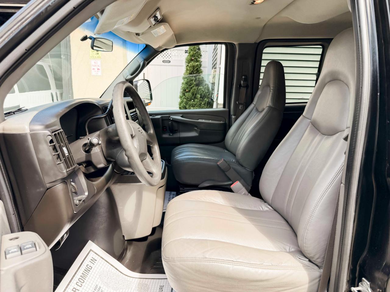 Chevrolet Express LS 3500 Extended 2007