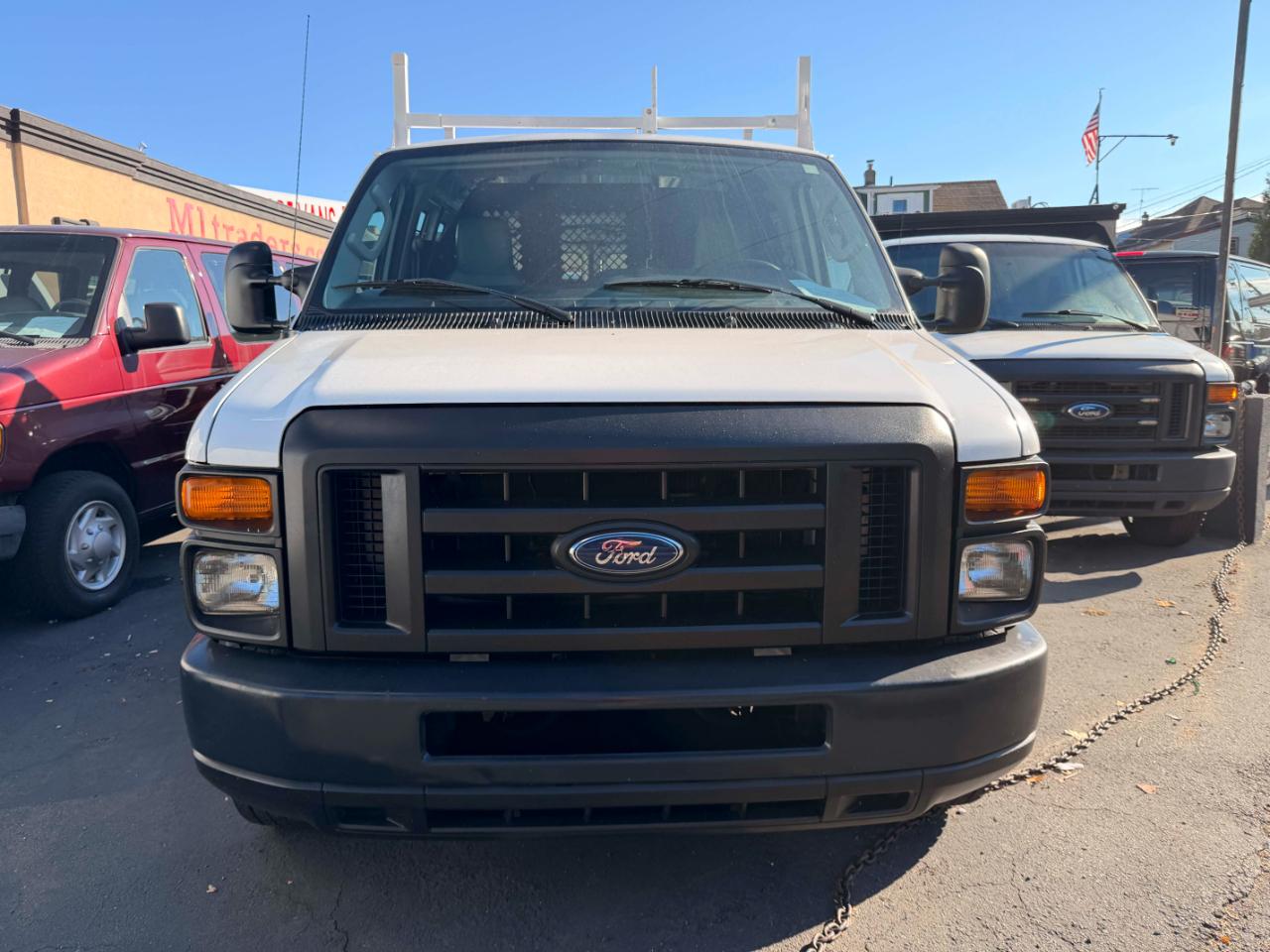 Ford Econoline E-350 Super Duty 2009