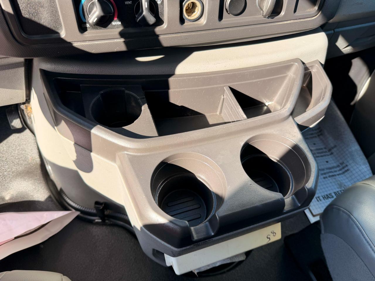 Ford Econoline E-350 Super Duty 2009