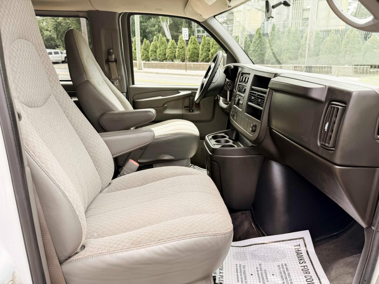 Chevrolet Express LT 3500 2008