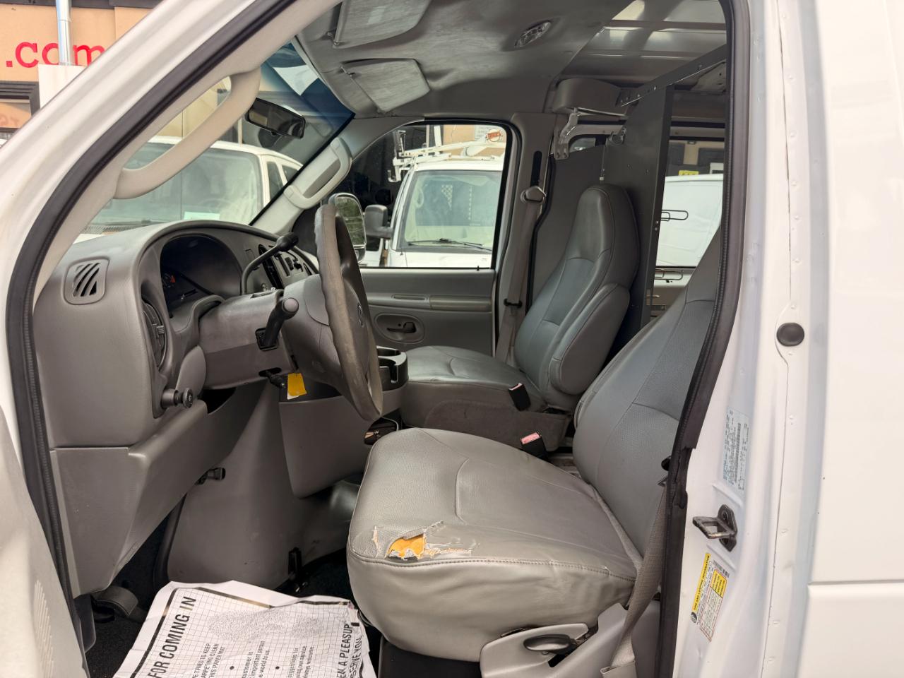 Ford Econoline E350 Super Duty Extended 2008