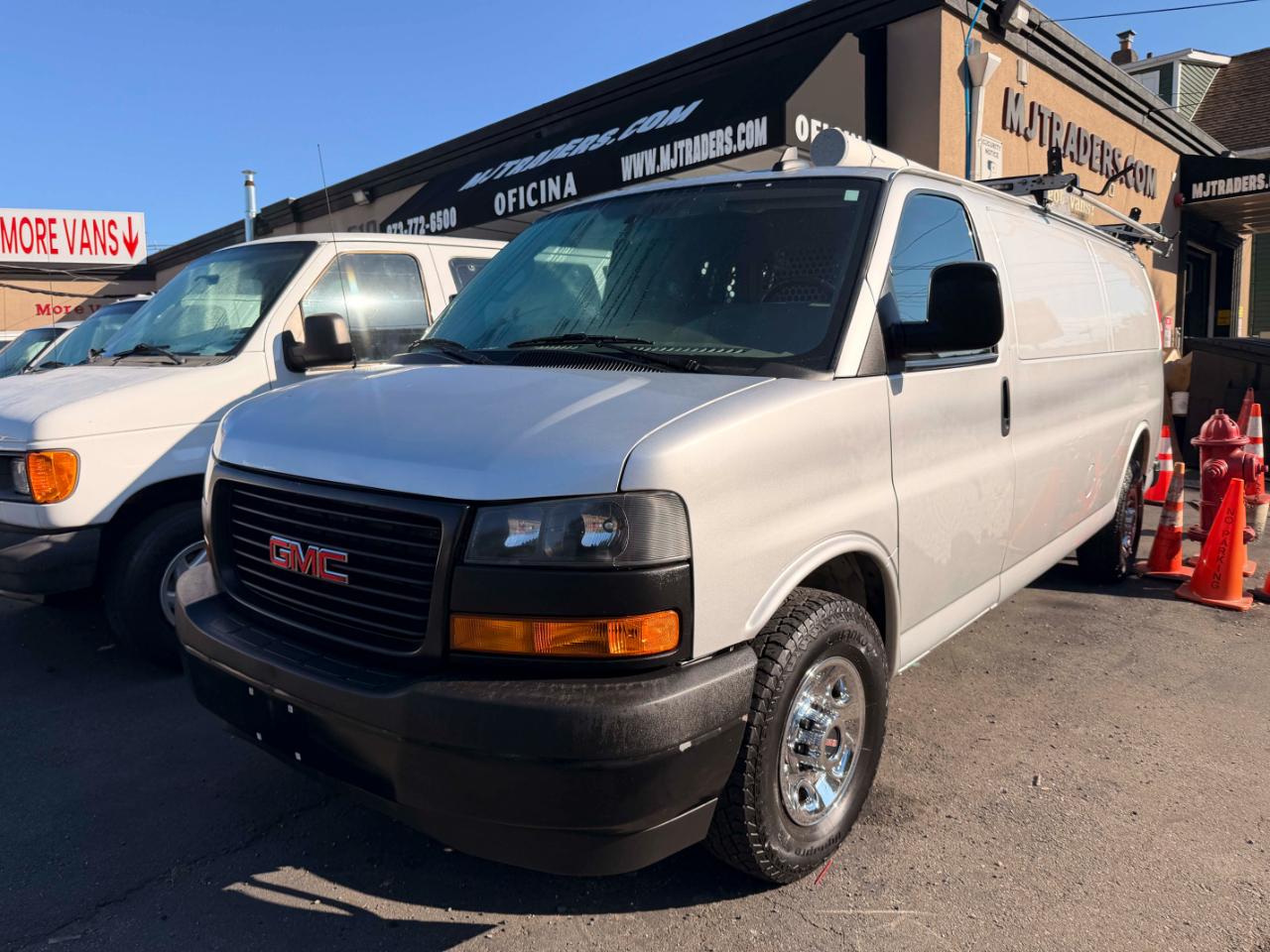 GMC Savana G3500 Cargo Ext 2019