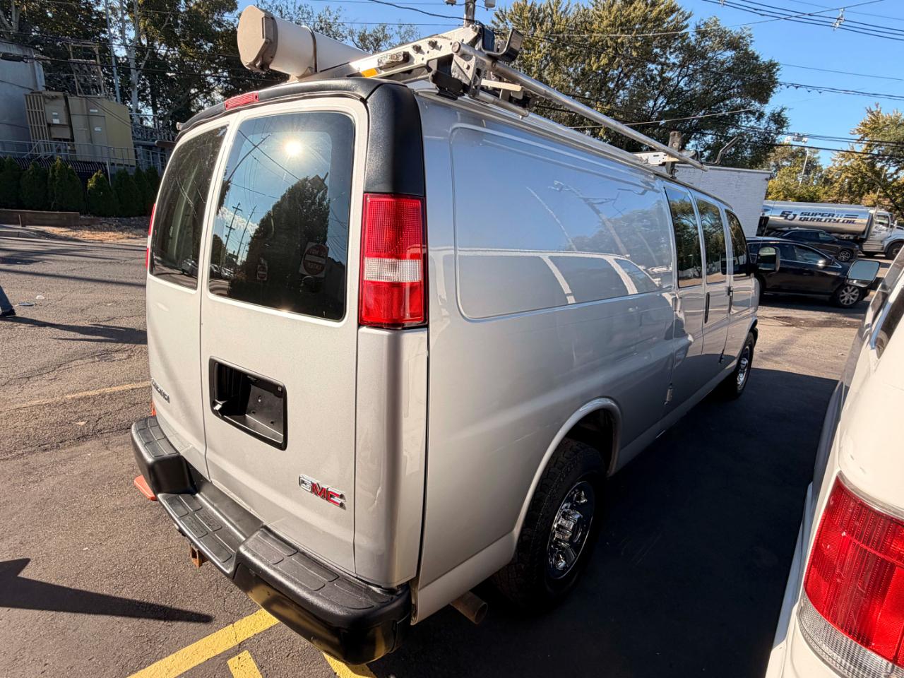 GMC Savana G3500 Cargo Ext 2019