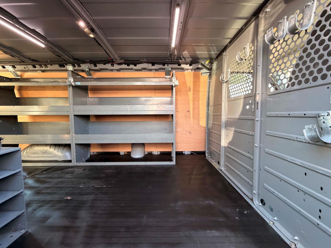 GMC Savana G3500 Cargo Ext 2019